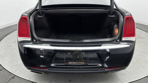 2021 Chrysler 300 Touring L