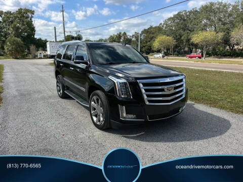 2016 Cadillac Escalade Luxury Collection