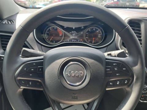 2023 Jeep Cherokee Trailhawk