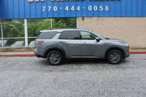 2023 Nissan Pathfinder SV