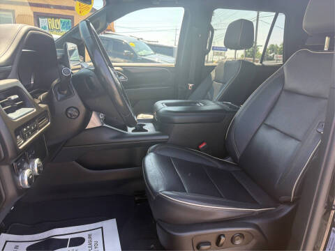 2022 GMC Yukon SLT