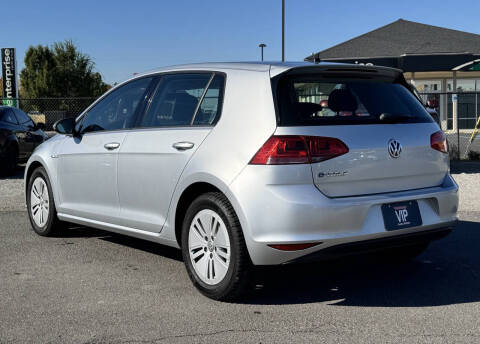 2016 Volkswagen e-Golf SE