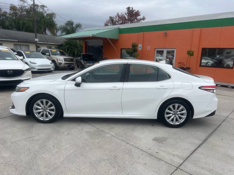 2019 Toyota Camry LE