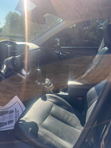 2017 Nissan Rogue SL