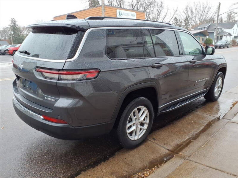 2022 Jeep Grand Cherokee L Laredo