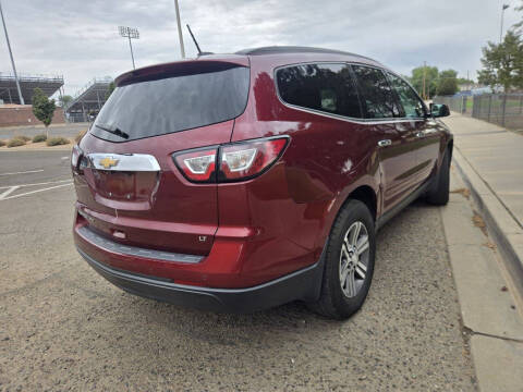 2017 Chevrolet Traverse LT