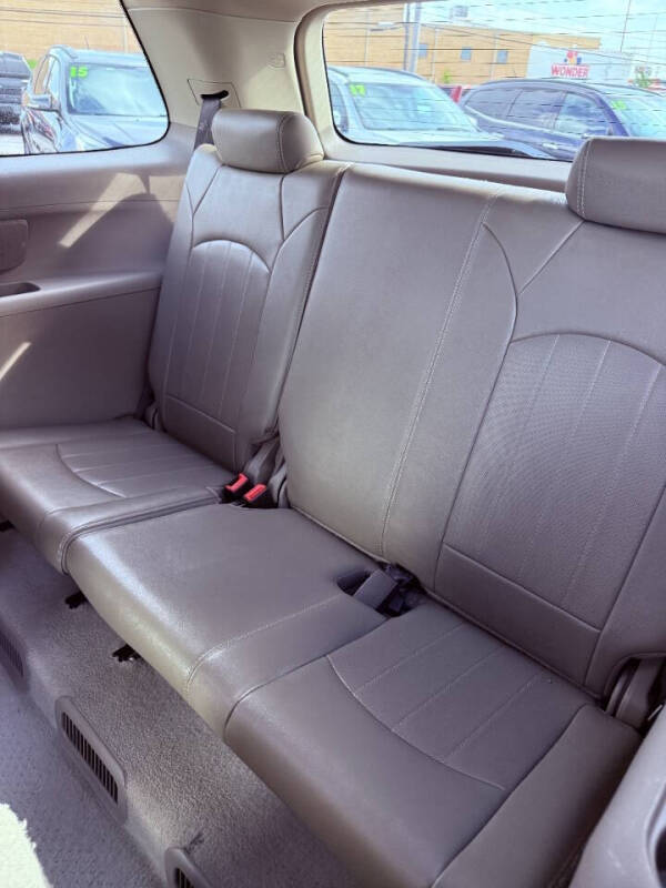 2013 GMC Acadia Denali