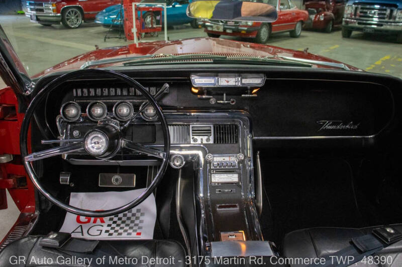 1966 Ford Thunderbird