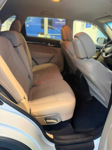 2015 Kia Sorento LX