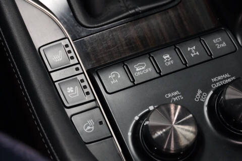 2016 Lexus LX 570