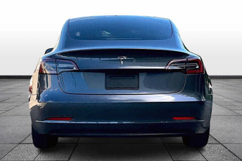 2020 Tesla Model 3 Standard Range Plus