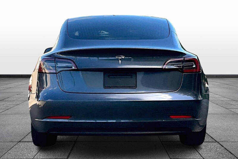 2020 Tesla Model 3 Standard Range Plus