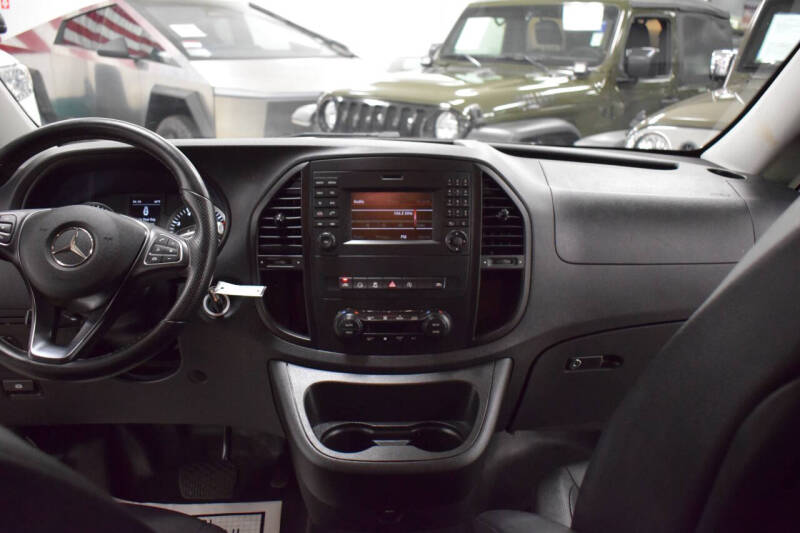 2019 Mercedes-Benz Metris Passenger