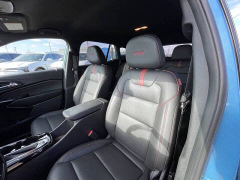 2025 Chevrolet Trax RS