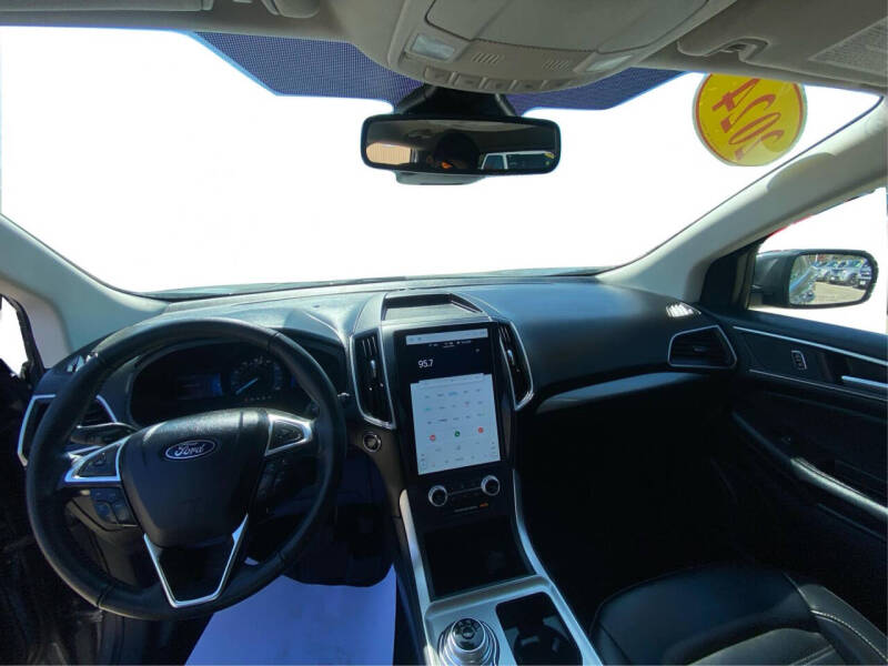 2024 Ford Edge