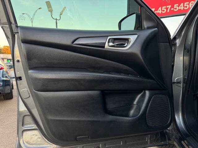 2020 Nissan Pathfinder S