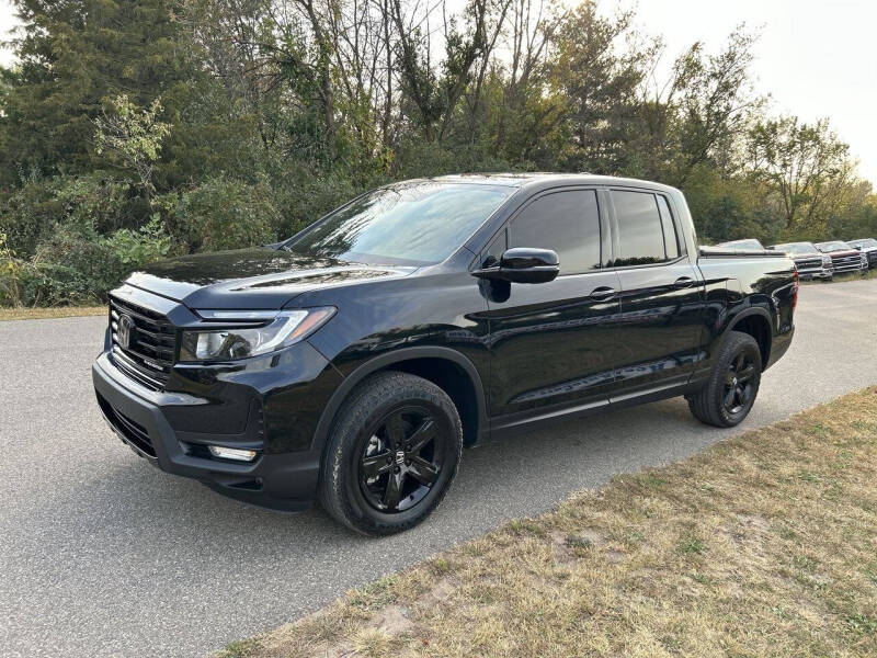 2023 Honda Ridgeline Black Edition photo 2