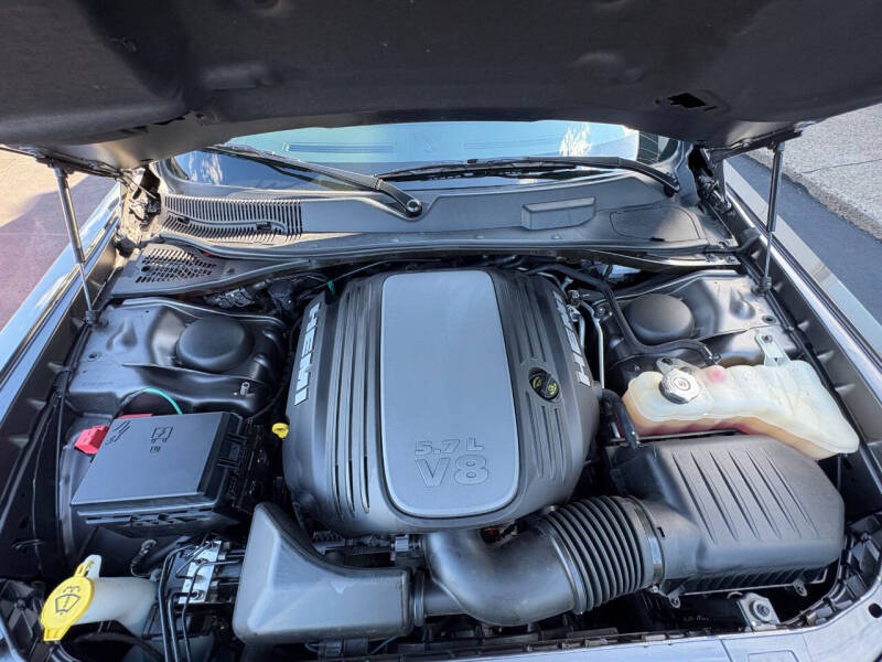 2013 Dodge Challenger R/T Plus