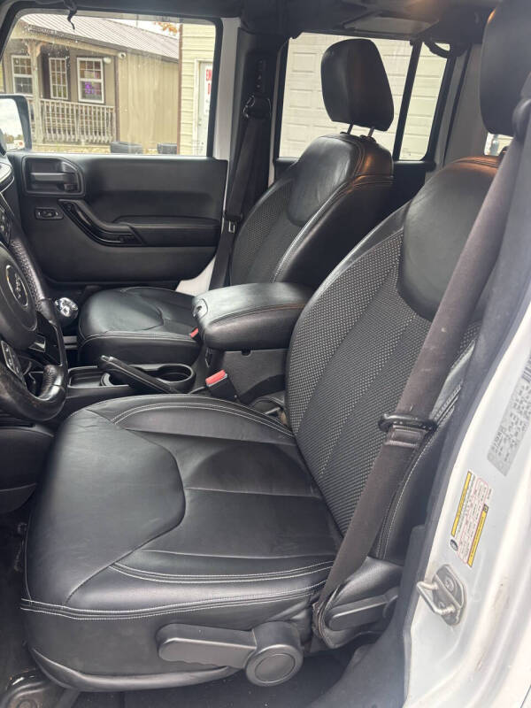 2016 Jeep Wrangler Unlimited Sahara