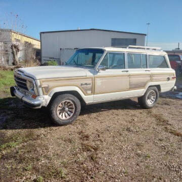 1987 Jeep Grand Wagoneer for sale at Classic Car Deals in Cadillac MI