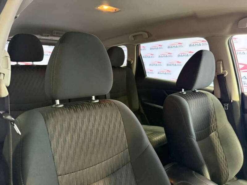 2020 Nissan Rogue SV