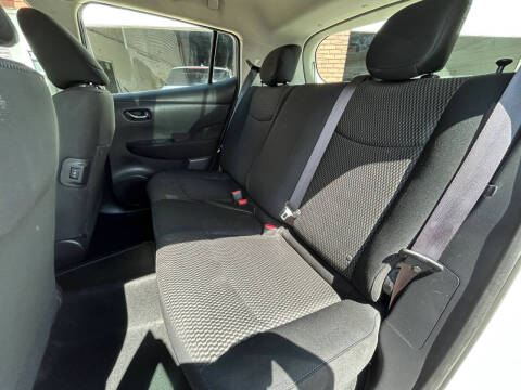 2015 Nissan LEAF