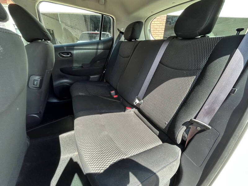 2015 Nissan LEAF