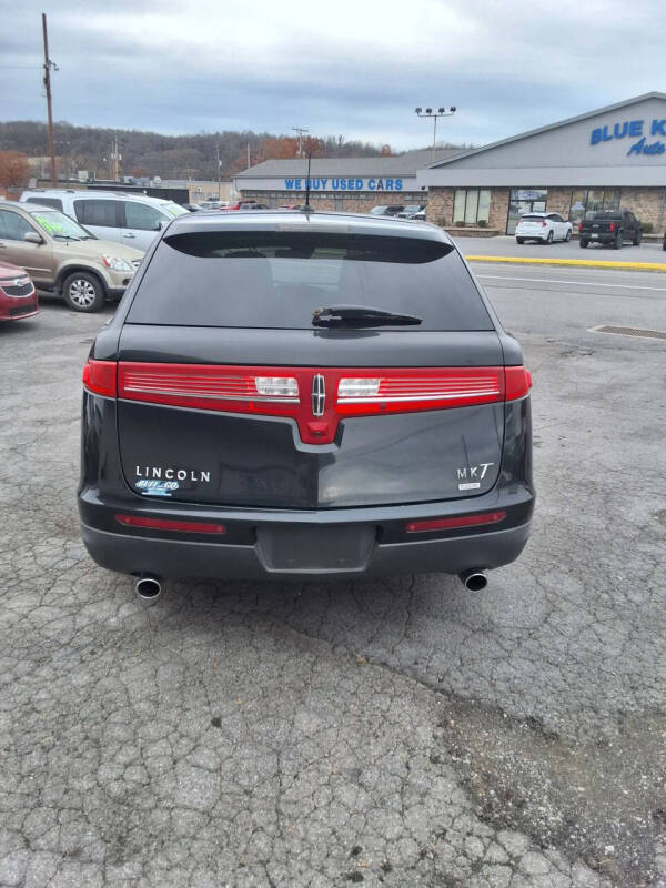 2010 Lincoln MKT