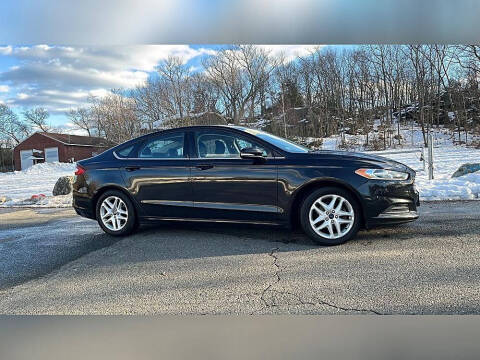 2014 Ford Fusion SE