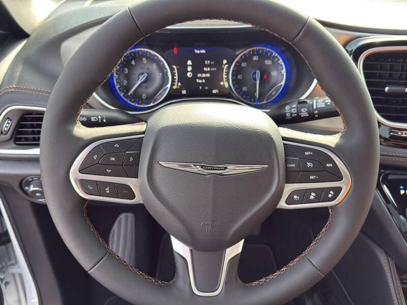 2026 Chrysler Pacifica Pinnacle