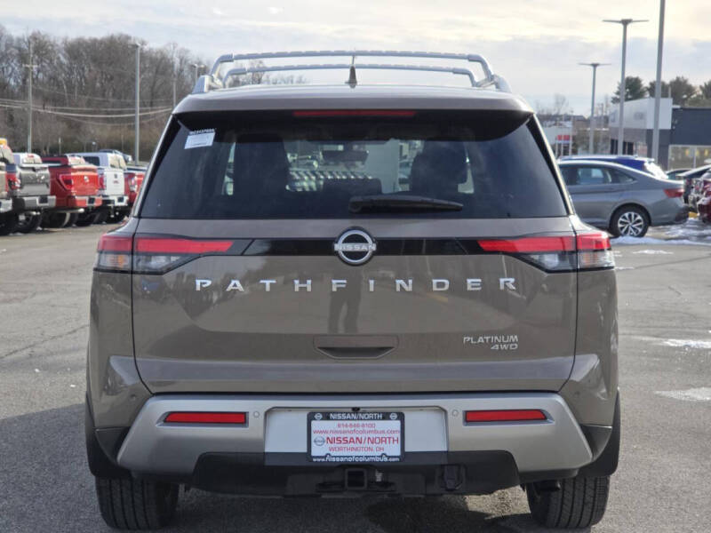 2024 Nissan Pathfinder Platinum