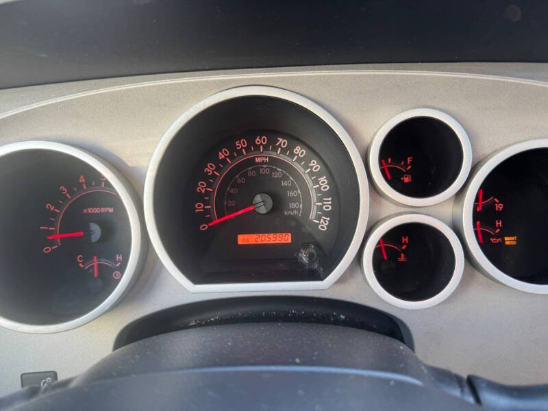 2008 Toyota Sequoia SR5