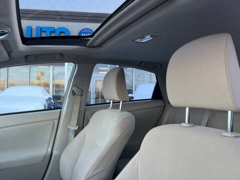 2010 Toyota Prius III