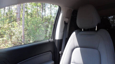 2022 GMC Canyon Elevation Standard