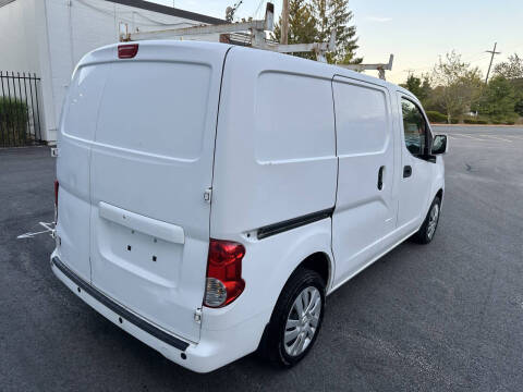 2017 Nissan NV200 SV