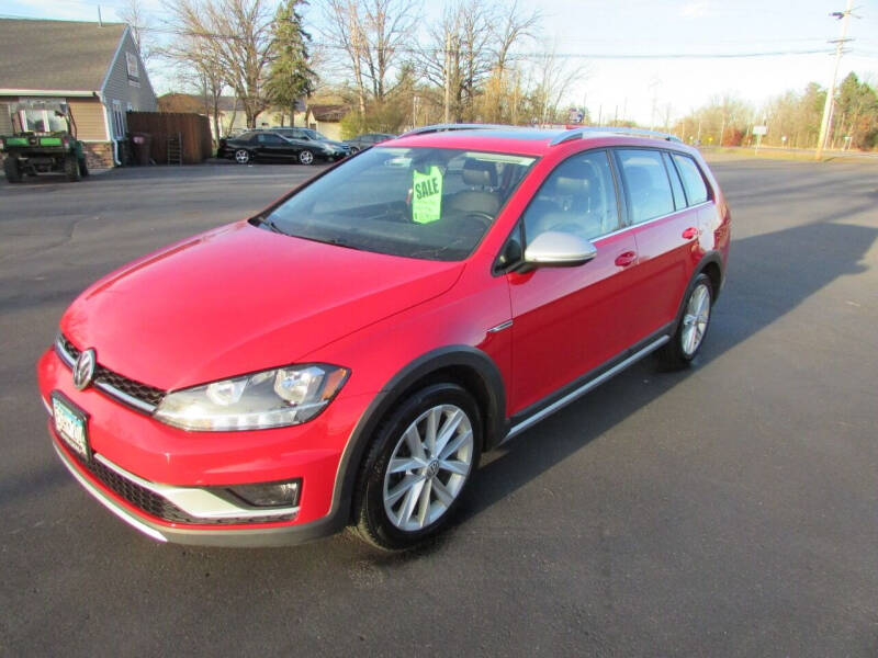 2019 Volkswagen Golf Alltrack for sale at Roddy Motors in Mora MN