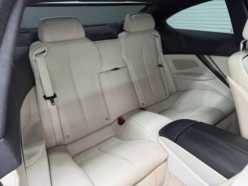 2012 BMW 6 Series 650i
