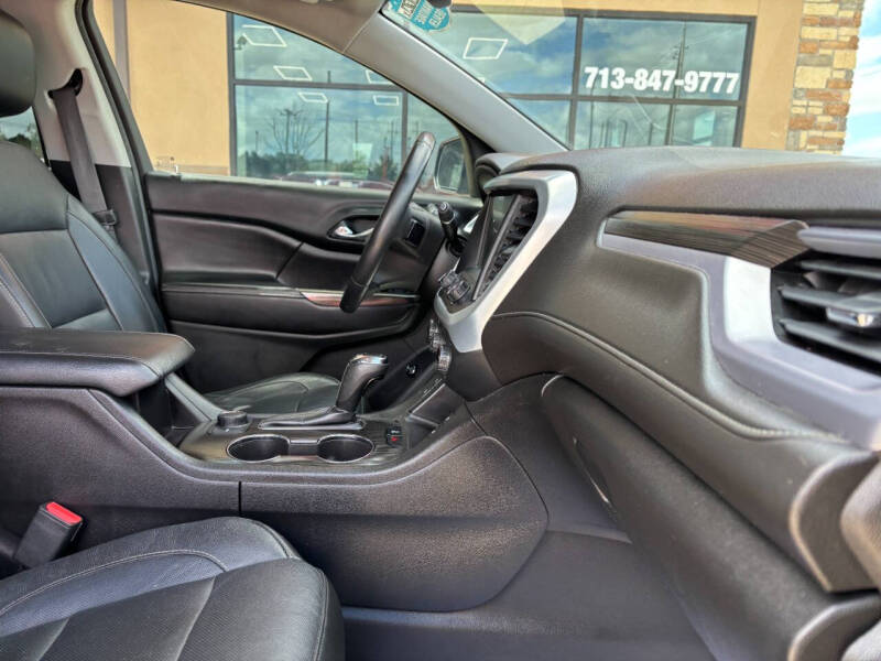 2017 GMC Acadia SLT-1