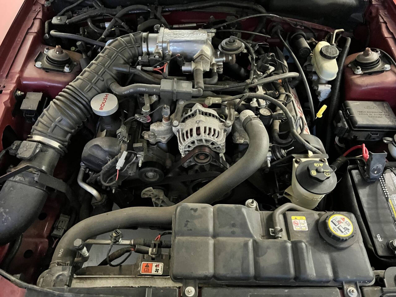 2004 Ford Mustang 9