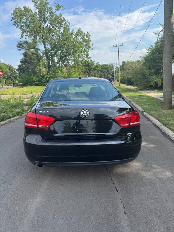 2014 Volkswagen Passat 1.8T S PZEV