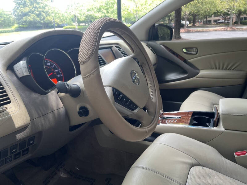 2010 Nissan Murano LE