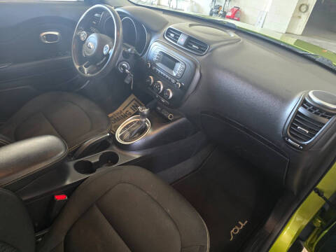 2014 Kia Soul +