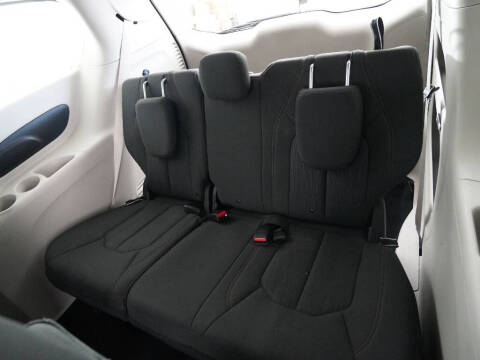 2019 Chrysler Pacifica LX