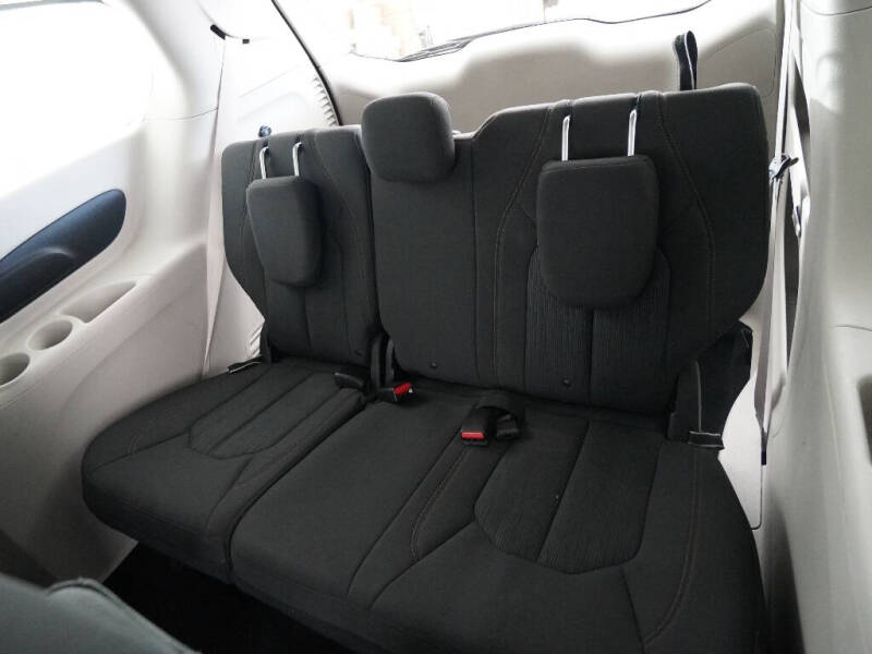 2019 Chrysler Pacifica LX