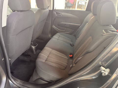 2016 Chevrolet Sonic LT Auto