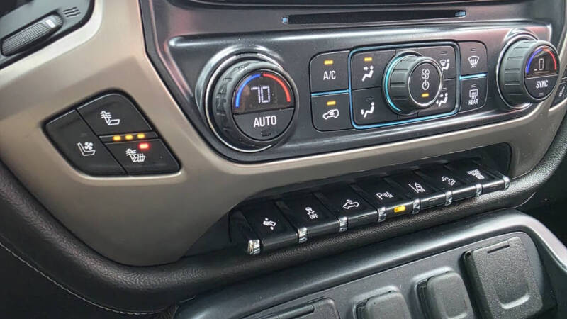 2017 GMC Sierra 2500HD Denali