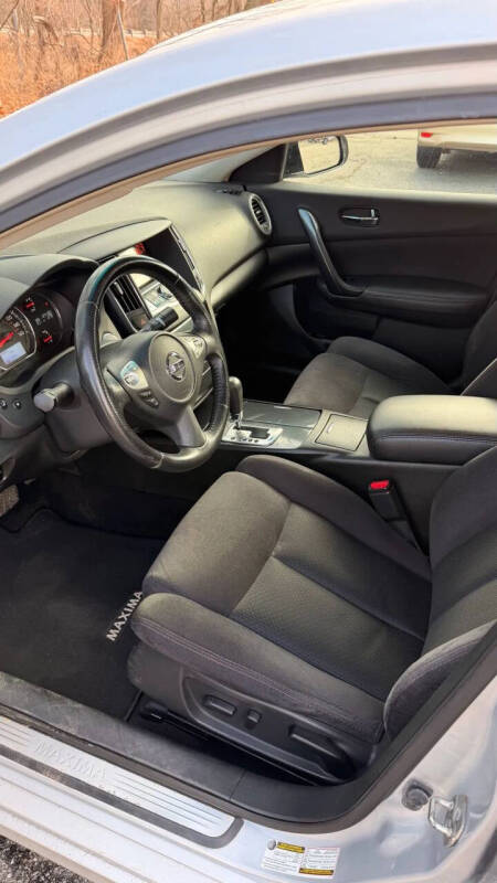 2012 Nissan Maxima