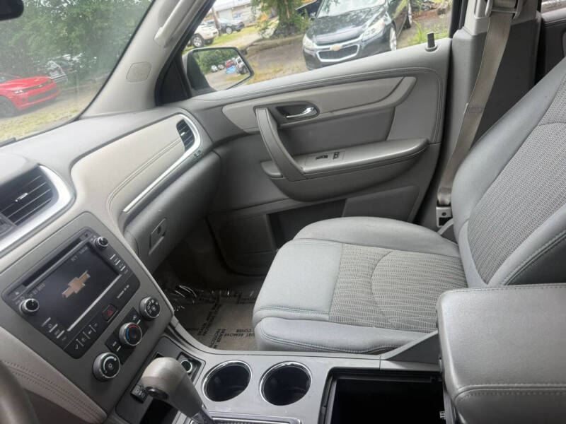 2017 Chevrolet Traverse LS