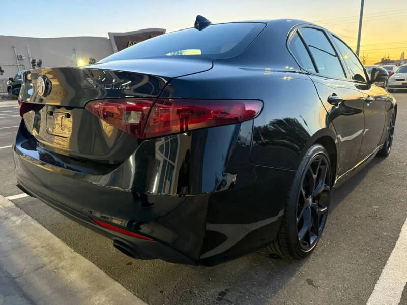 2017 Alfa Romeo Giulia Ti