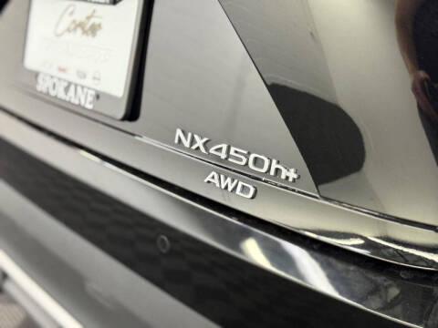 2022 Lexus NX 450h+ F SPORT Handling